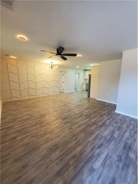 Building Photo - 1202 Love St