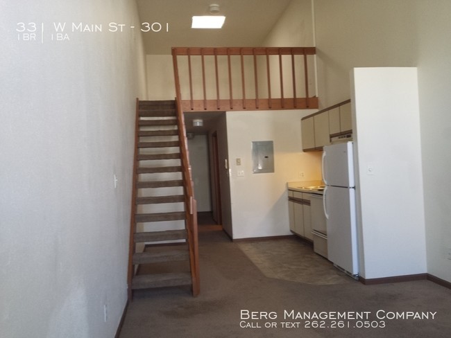 Foto del edificio - 331 W Main St