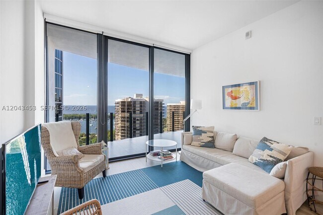 Foto del edificio - 2831 S Bayshore Dr