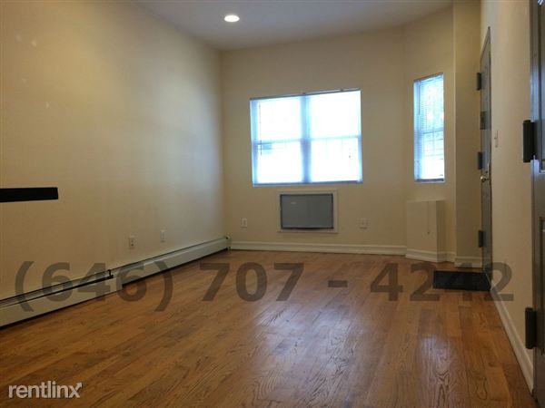 Building Photo - 116 Seigel St