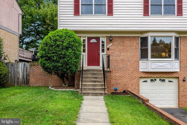 Foto del edificio - 6868 Chelsea Rd