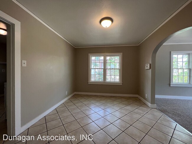 Foto del edificio - 3 br, 1 bath House - 707 N. Alameda St.