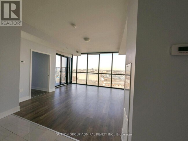 Building Photo - 2908 Hwy 7