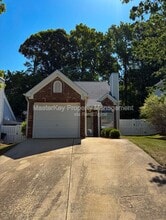 Building Photo - 9012 Shallcross Way
