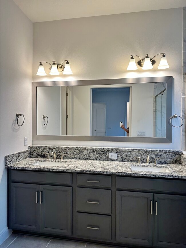 Foto del edificio - 13527 Padstow Pl