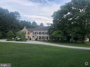 Building Photo - 1024 N Spring Mill Rd