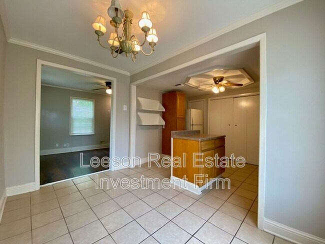 Foto del edificio - 831 Stephenson St