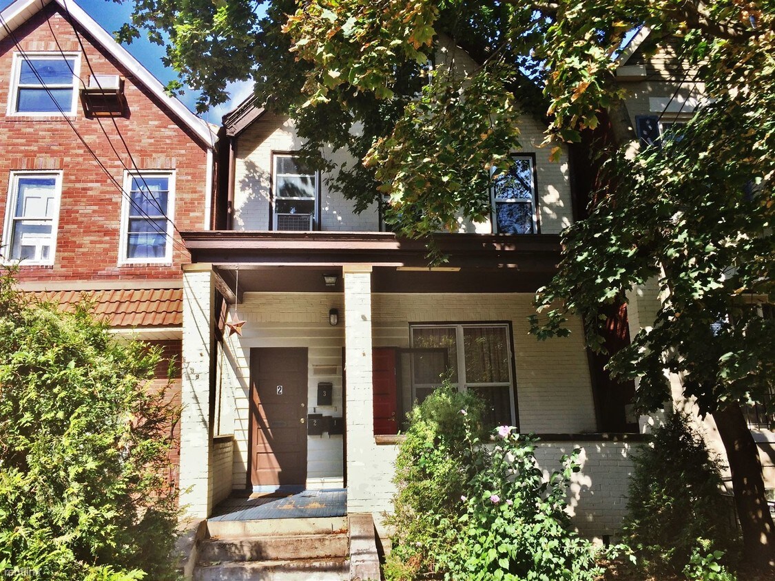 Foto principal - 5739 Kentucky Ave
