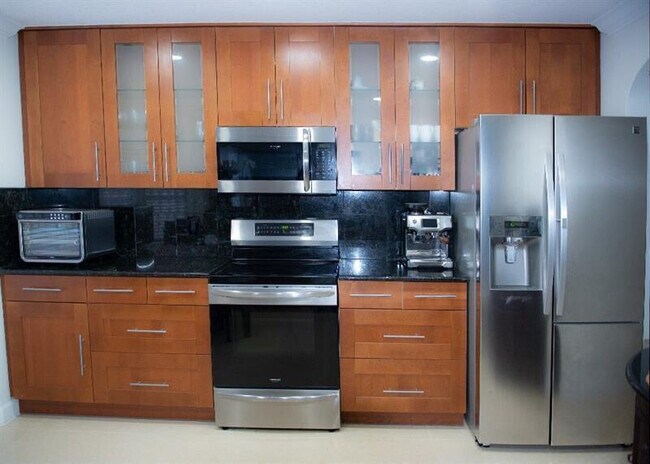 Foto del edificio - 6125 NW 40th St