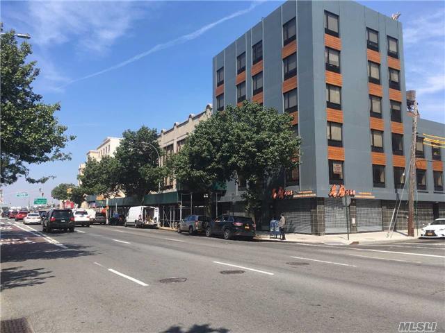 Primary Photo - 135-53 Northern Blvd