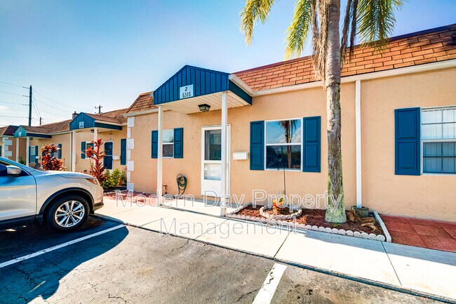 Building Photo - 6318 Providence Cir