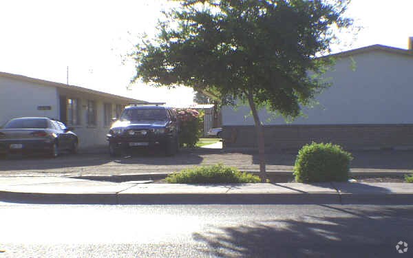 Primary Photo - 6617 N 59th Ave