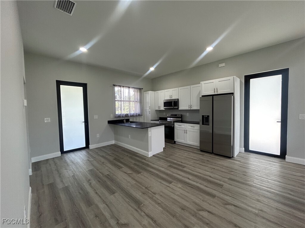 Building Photo - 5005 Gramercy Rd
