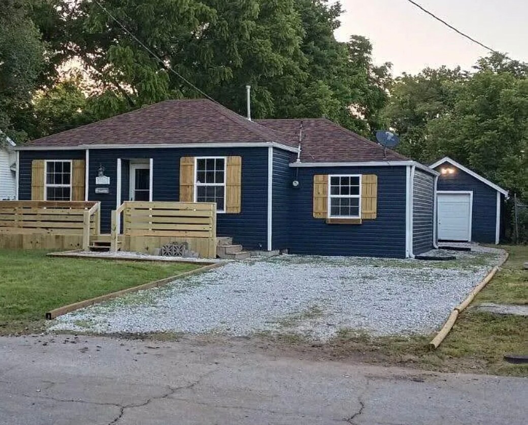 Foto principal - 1725 E Lombard St