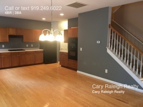 Building Photo - 1149 Brookhill Way