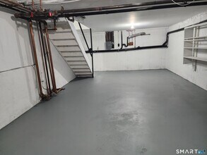 Building Photo - 109 Blackstone Vlg
