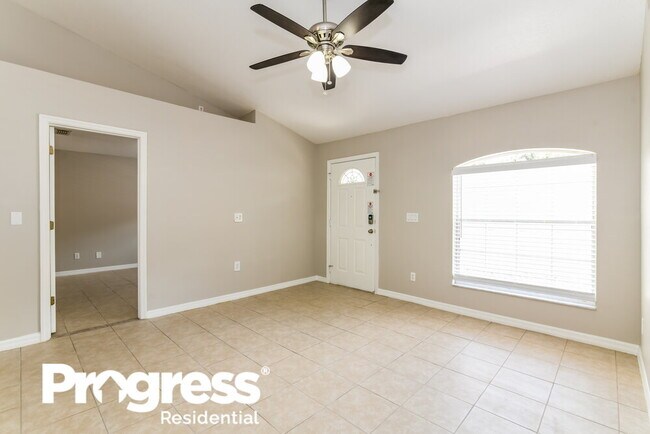 Foto del edificio - 632 Brooke Ct