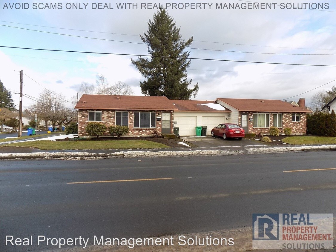 Primary Photo - 7703-7705 NE Fremont St