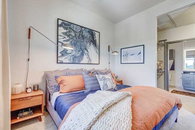 Building Photo - The Grant