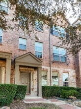 Building Photo - 3942 Sugar Tree Way