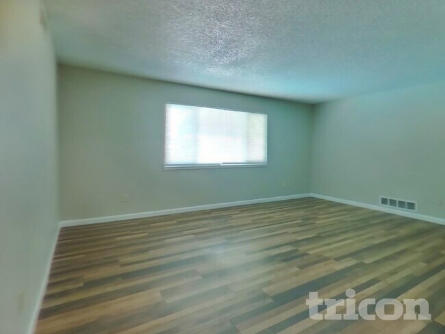 Foto del edificio - 1200 Muirswood Way