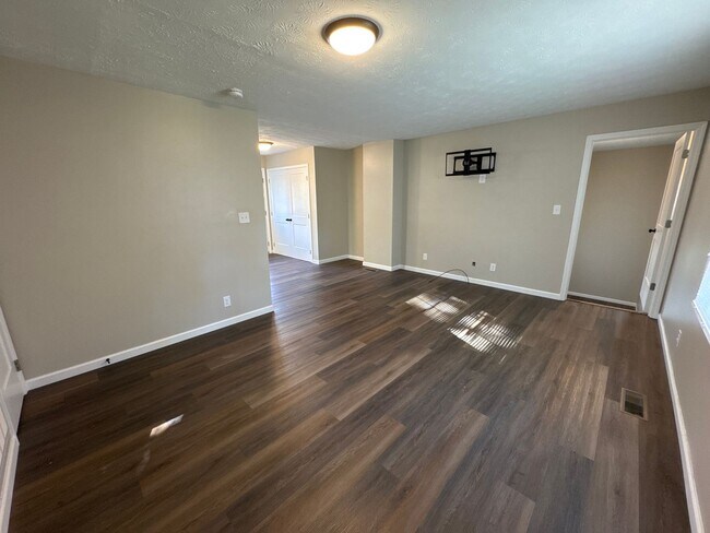 Foto del edificio - 11472 US-62