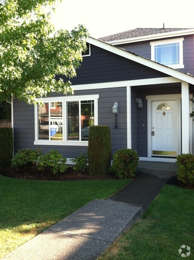 Building Photo - 8136 Westcott Ln SE