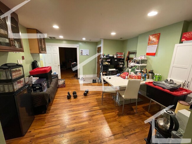 Photo - 293 Main St Townhome