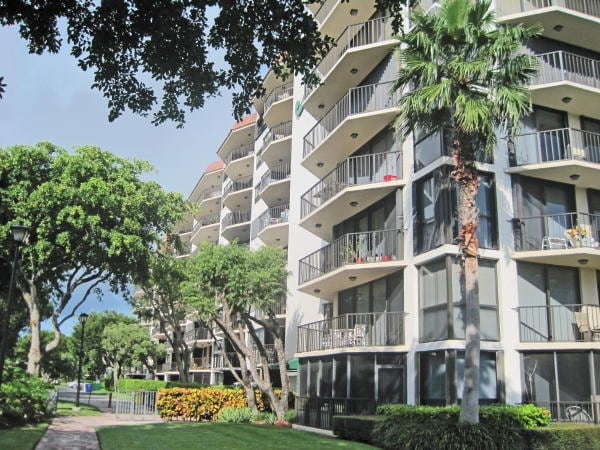 Foto del edificio - 859 Jeffery St
