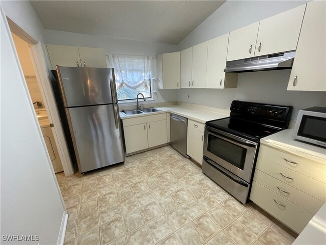 Building Photo - 2142 Arbour Walk Cir