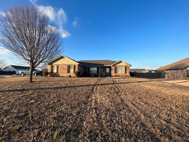 Building Photo - 379 Walker Ln