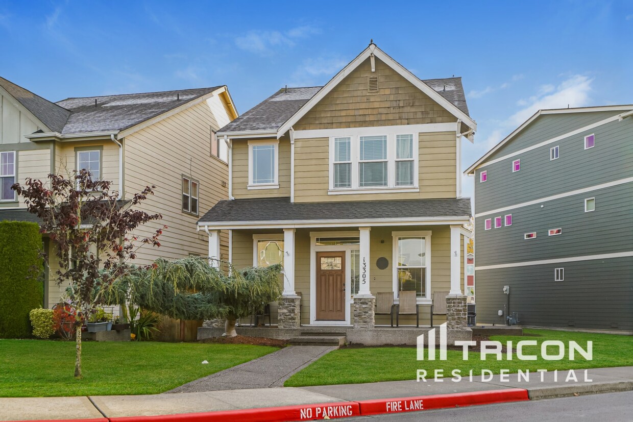 Primary Photo - 13305 96th Ave Ct E