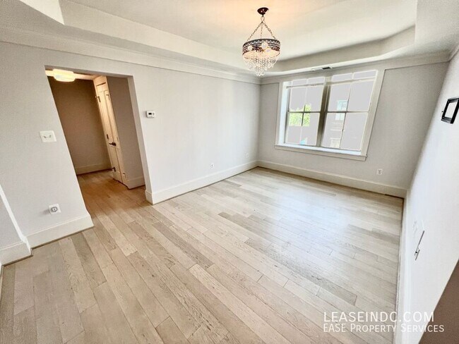 Foto del edificio - 1451 Park Rd NW