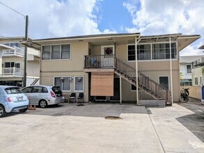 Building Photo - 909 Pumehana St