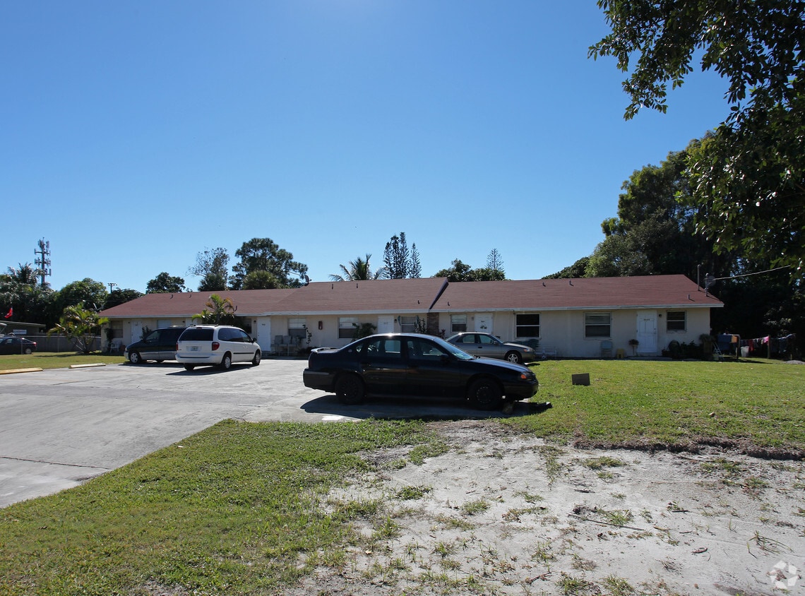 46444664 Bensel St, West Palm Beach, FL 33417 46444664 Bensel St