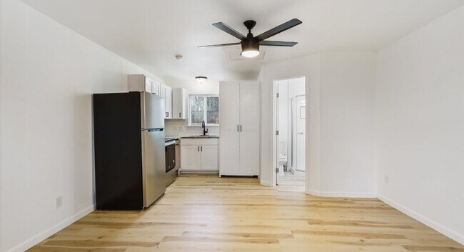 Building Photo - 1118 Ebert Ave