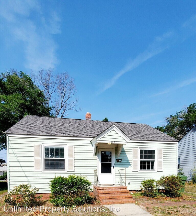 Primary Photo - 2 br, 1 bath House - 2050 Burnett Blvd