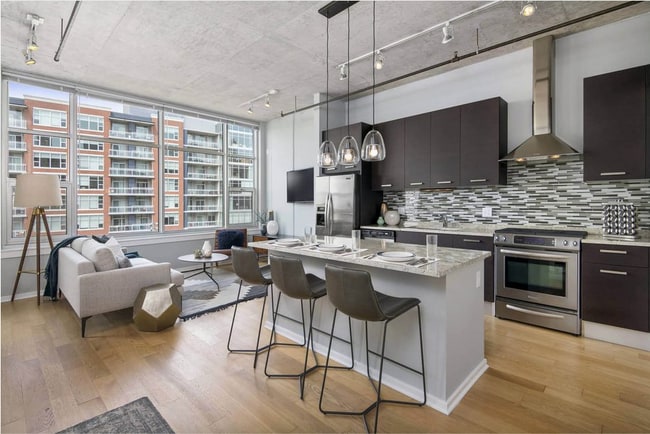 Foto del edificio - 732 S Financial Pl