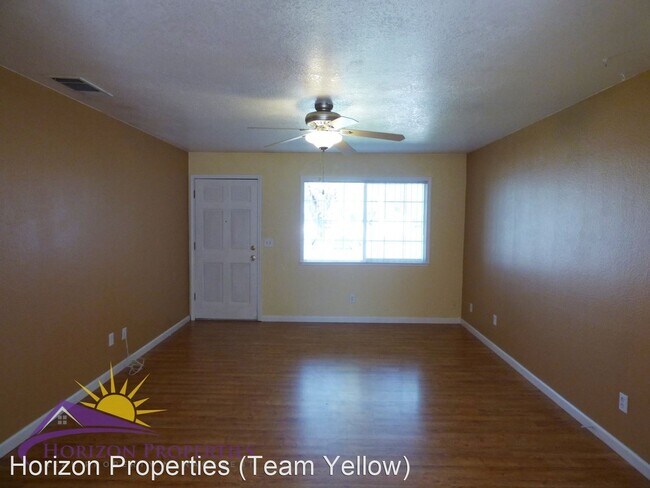 Building Photo - 3 br, 2 bath House - 8790 Los Banos Way