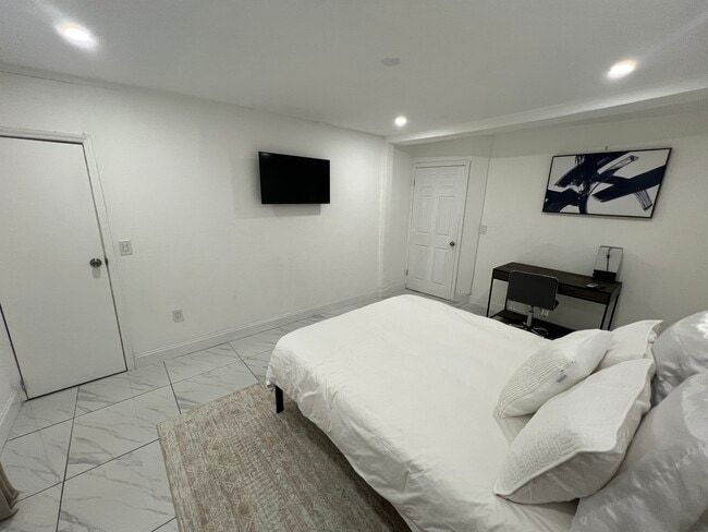 Foto del edificio - 4200 NW 11th Ct