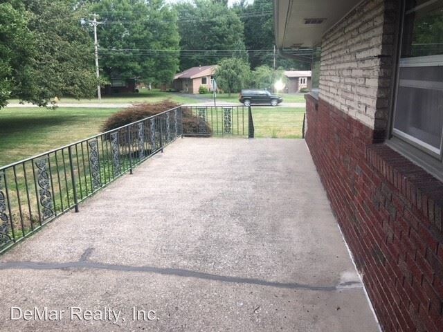Building Photo - 3 br, 2.5 bath House - 733 Ewing Rd.