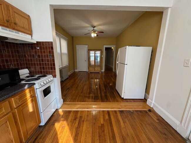 Foto del edificio - 43 Cheney St