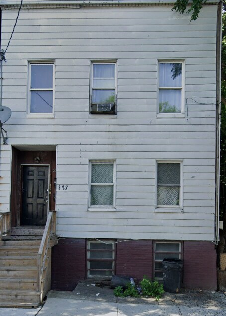 Foto principal - 307 Orange St