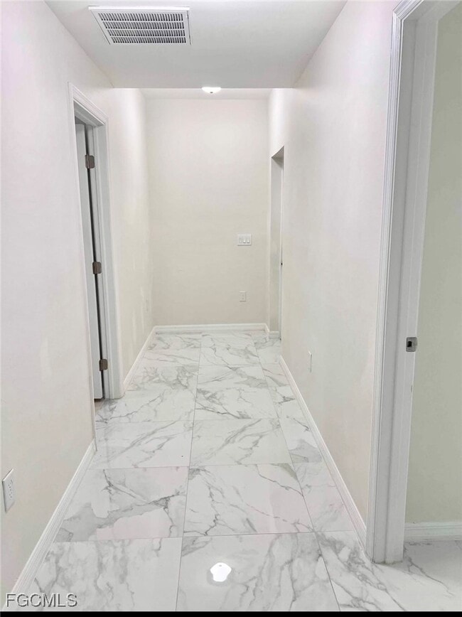 Foto del edificio - 2211-2211 Park Rd