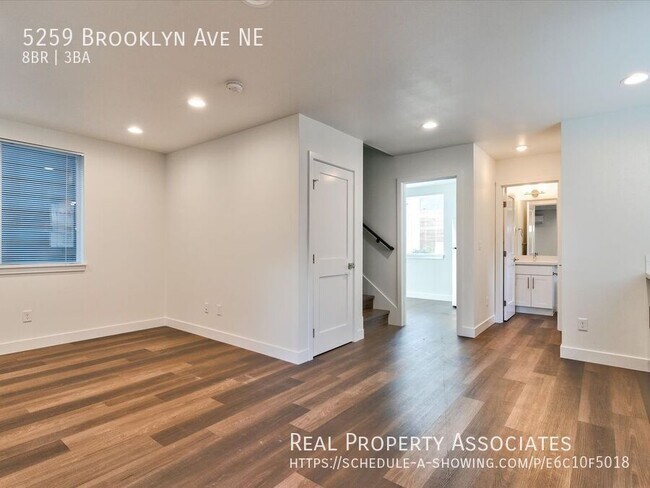 Building Photo - 5259 Brooklyn Ave NE