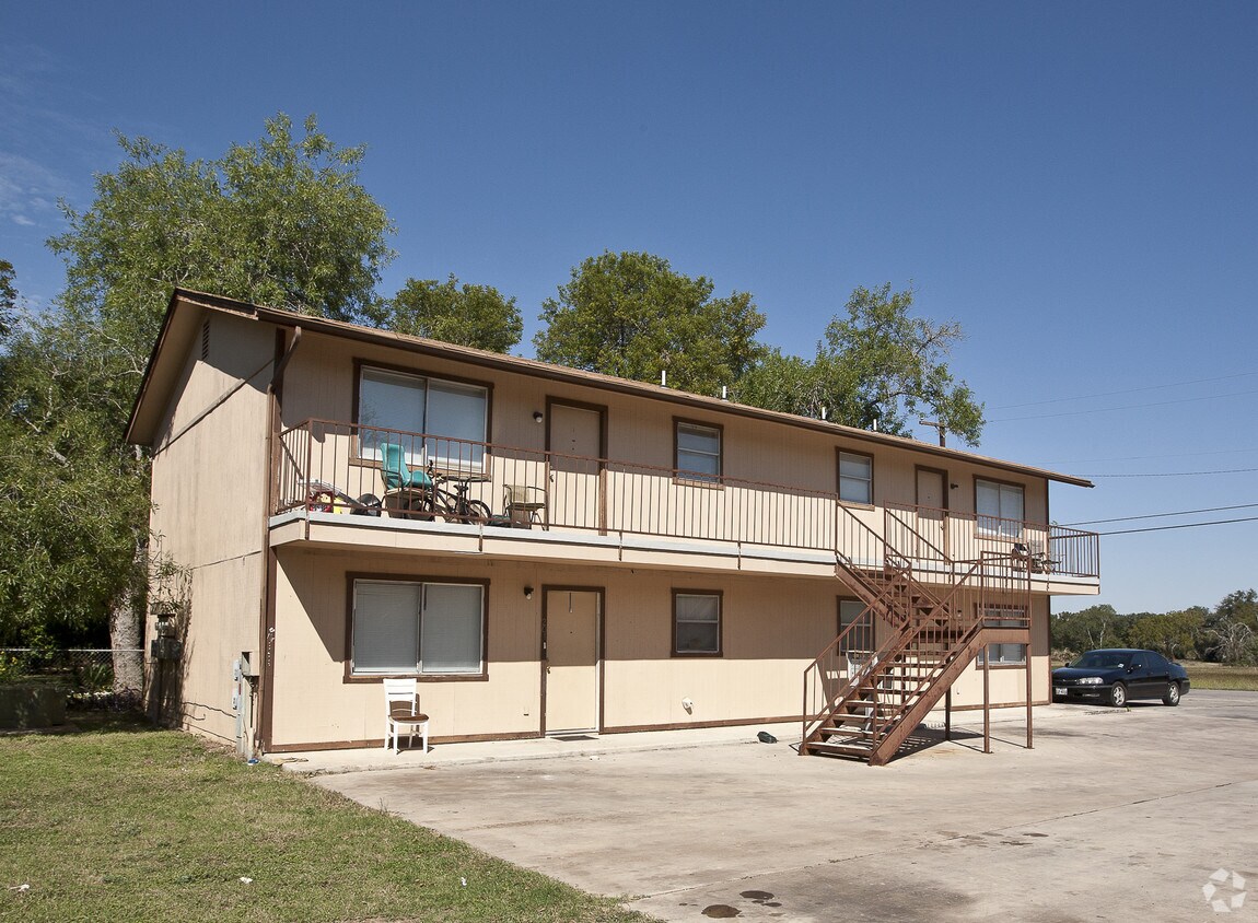 Building Photo - 538 N Vaughan Ave