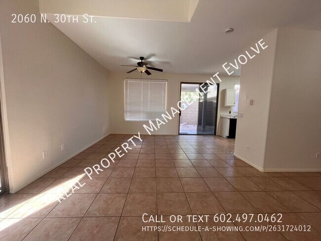 Foto del edificio - 2060 N 30th St