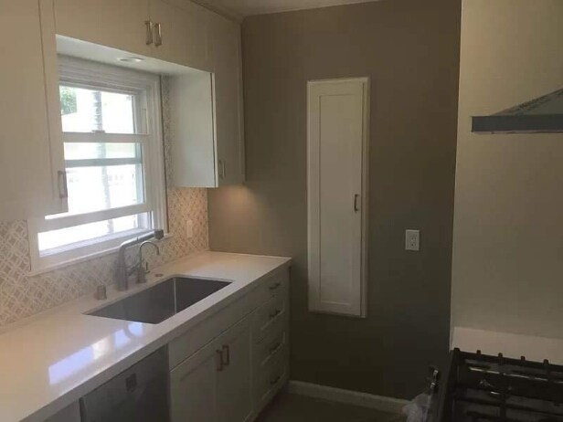 Foto del edificio - 3348 Helms Ave