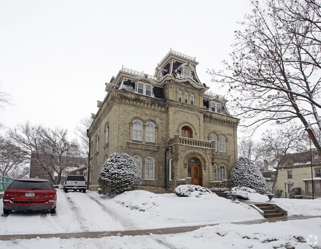 Foto del edificio - Keenan House