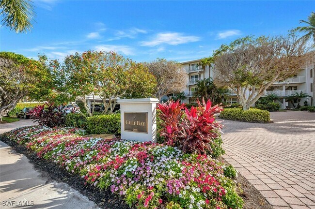 Foto del edificio - 2800 Gulf Shore Blvd N